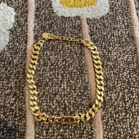 Dior Jewelry - DIOR Etoile Gold Logo Curb Chain Choker Necklace